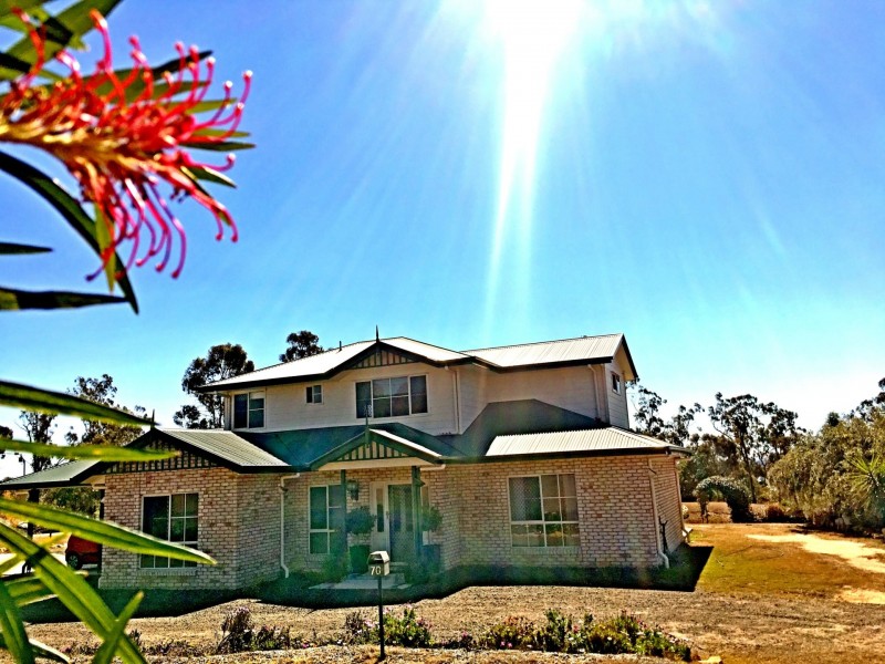 70 Lakes Drive, Laidley Heights QLD 4341