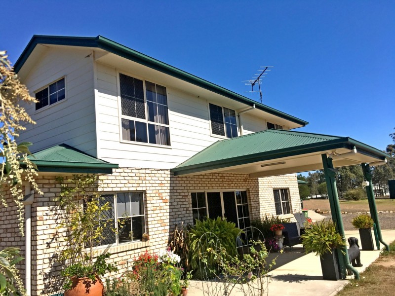 70 Lakes Drive, Laidley Heights QLD 4341