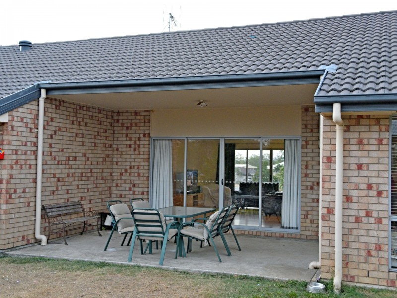 15 Kurrajong Road, Gatton QLD 4343