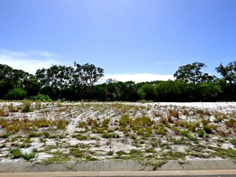 23 Ocean Drive, Woodgate QLD 4660