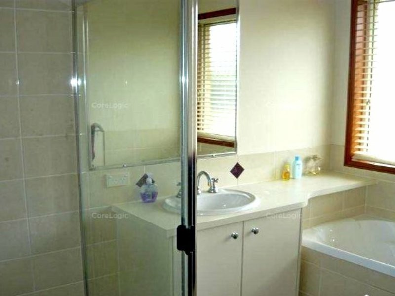 10 Tara Haven, Placid Hills QLD 4343