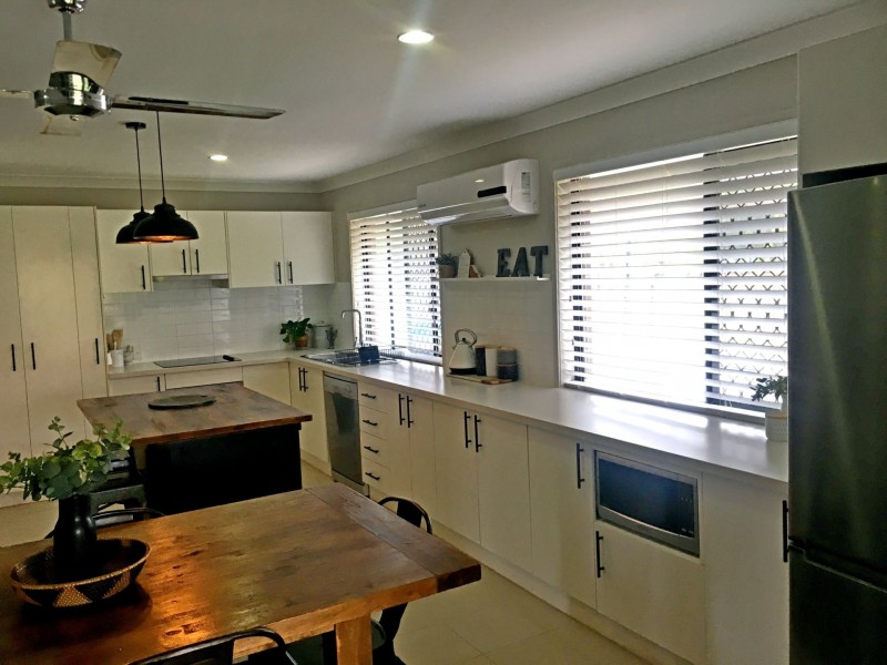 10 Mountain View, Adare QLD 4343