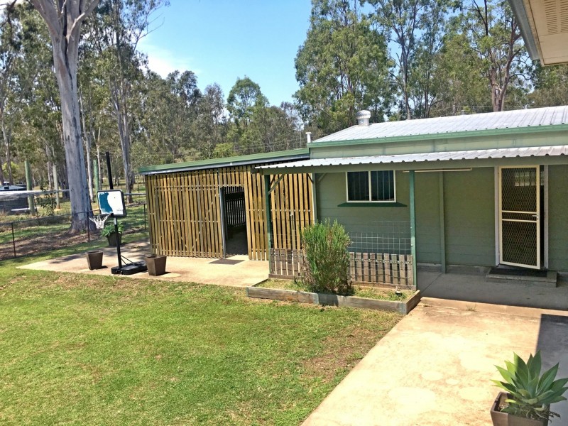 32 Qually Road, Lockyer Waters QLD 4311