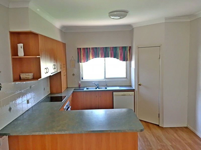 32 Qually Road, Lockyer Waters QLD 4311