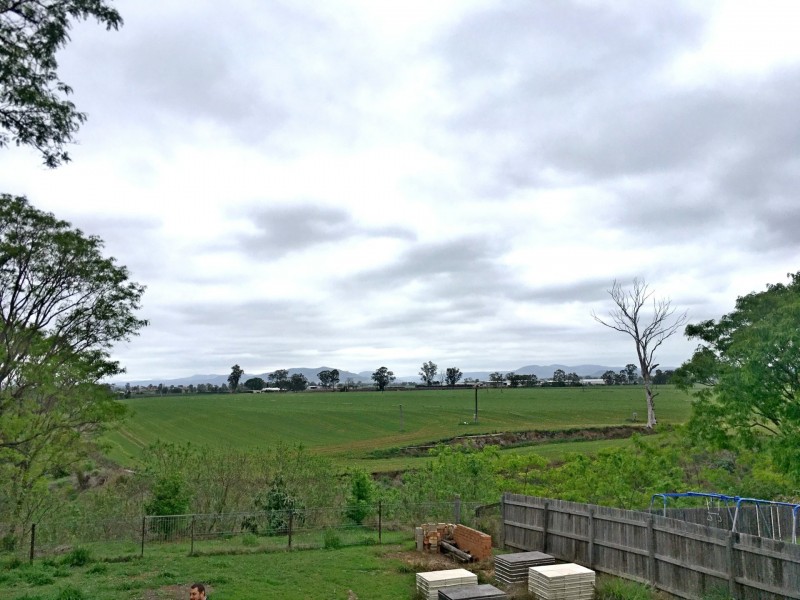 14 Spencer Street, Gatton QLD 4343