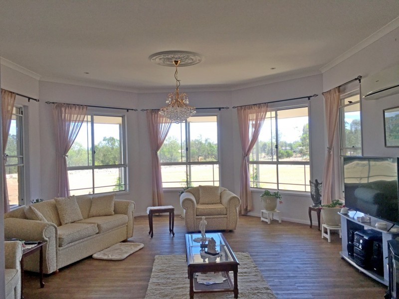 13 Zabel Drive, Plainland QLD 4341