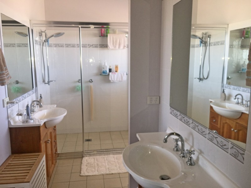13 Zabel Drive, Plainland QLD 4341