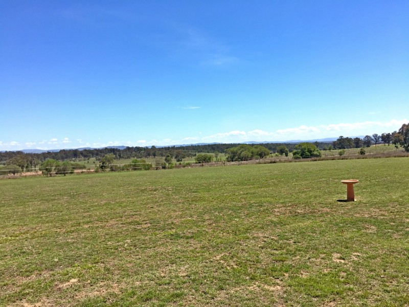 13 Zabel Drive, Plainland QLD 4341