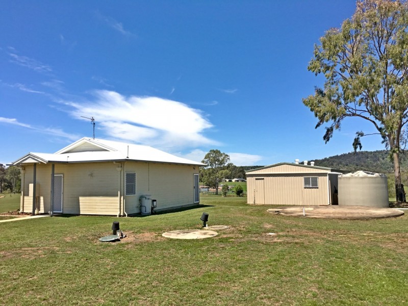 13 Zabel Drive, Plainland QLD 4341
