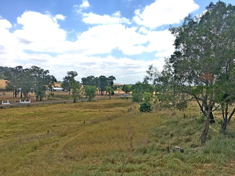 31 Summerholm Road, Summerholm QLD 4341