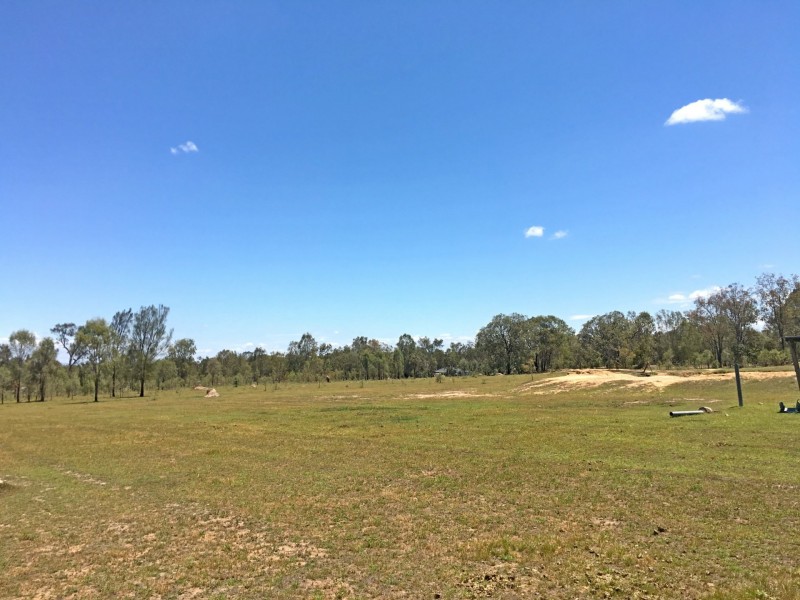 6 Markai Road, Lockyer Waters QLD 4311