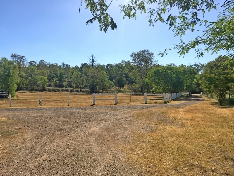 705 Ropeley Rockside Road, Ropeley QLD 4343