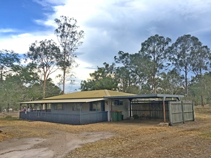 19 Naomi Court, Lockyer Waters QLD 4311