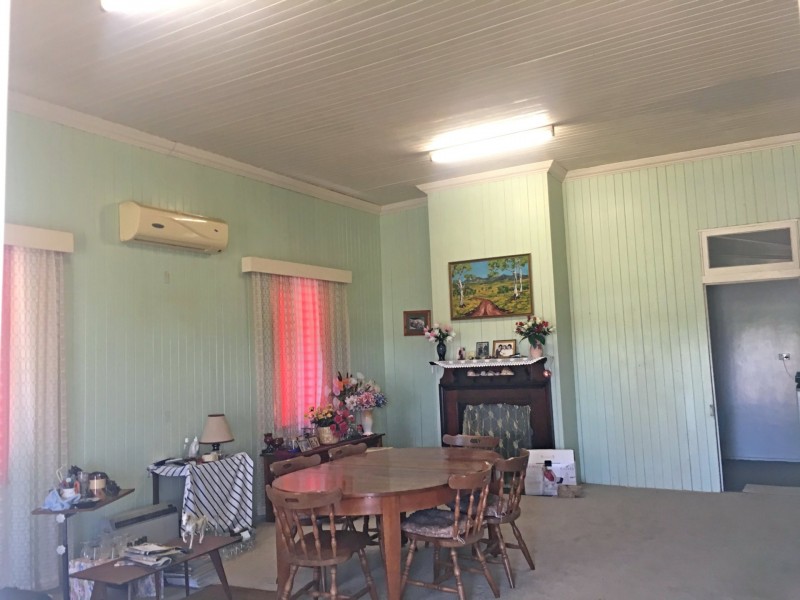 26 Bowen Street, Helidon QLD 4344