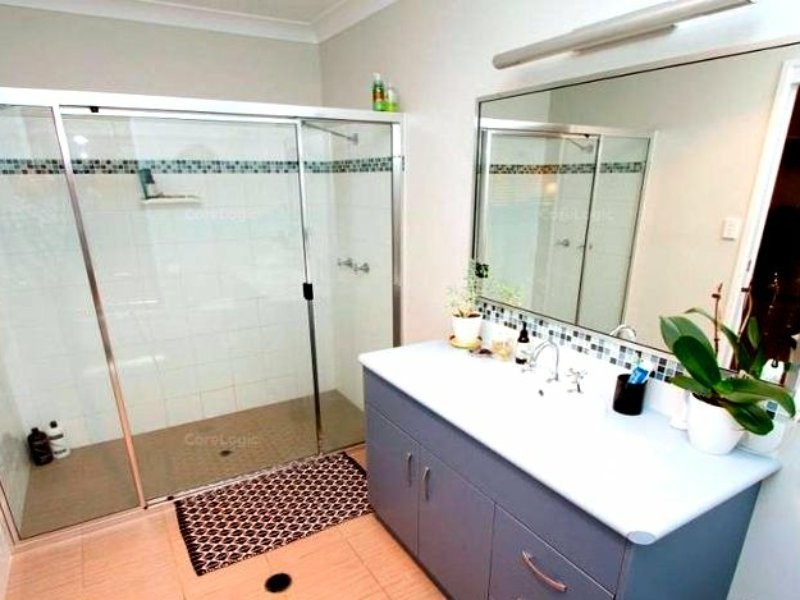 107 Parklea Drive, Placid Hills QLD 4343