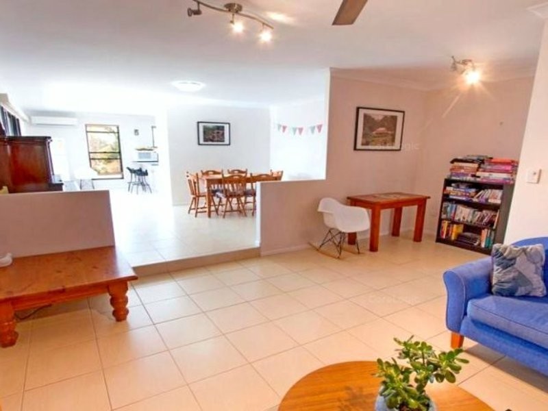 107 Parklea Drive, Placid Hills QLD 4343