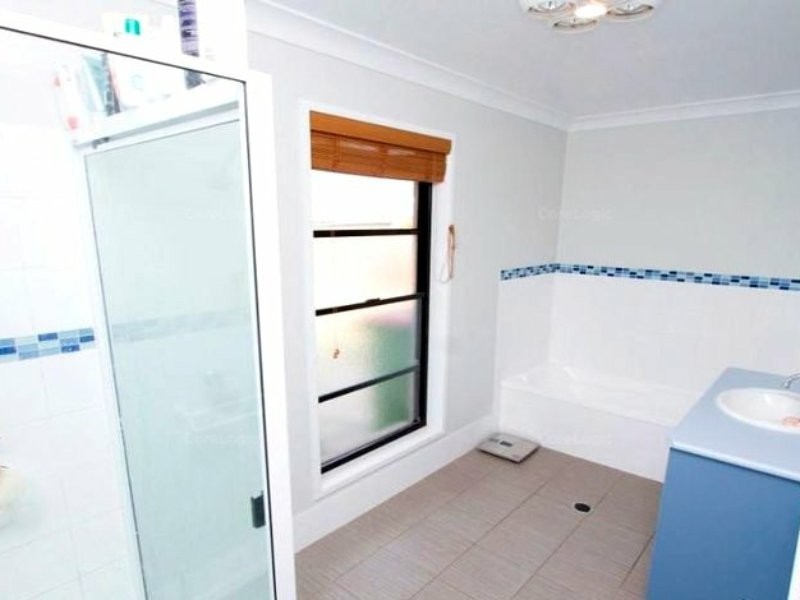 107 Parklea Drive, Placid Hills QLD 4343