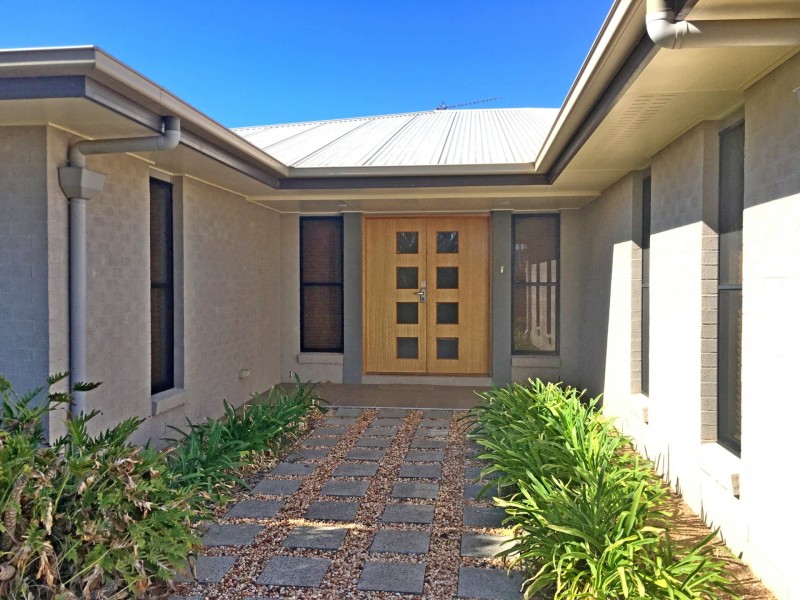 107 Parklea Drive, Placid Hills QLD 4343