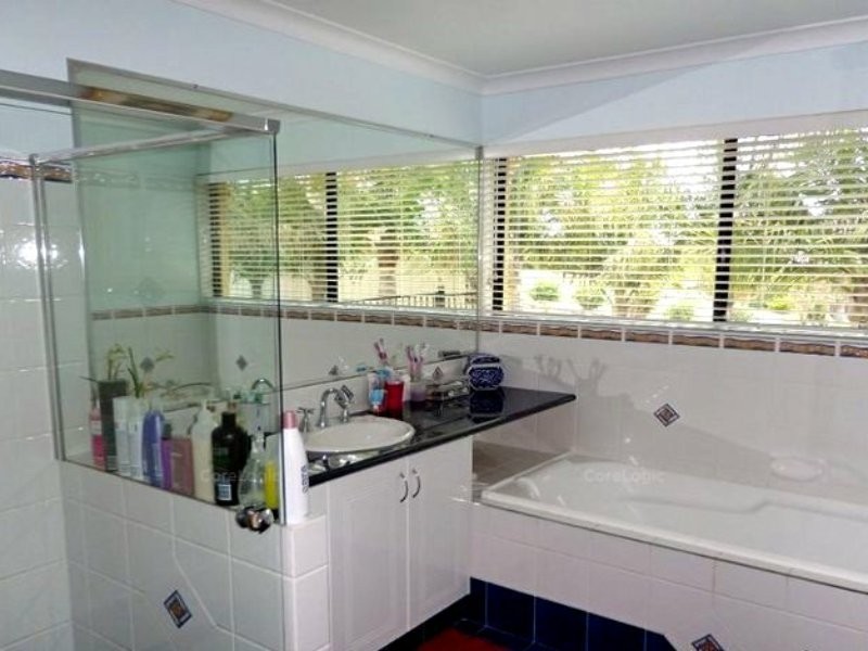 10 Caitlin Court, Placid Hills QLD 4343