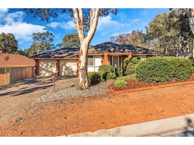7 Albizia Place, Jerrabomberra NSW 2619