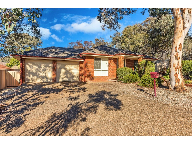 7 Albizia Place, Jerrabomberra NSW 2619
