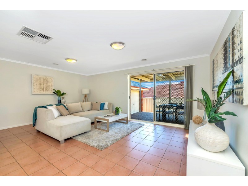 7 Albizia Place, Jerrabomberra NSW 2619