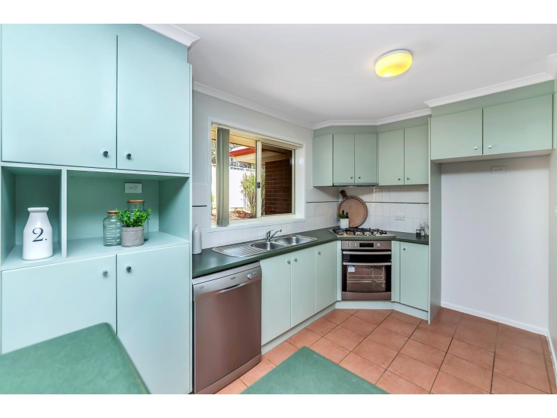 7 Albizia Place, Jerrabomberra NSW 2619