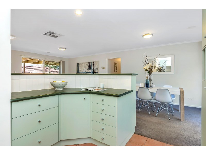 7 Albizia Place, Jerrabomberra NSW 2619