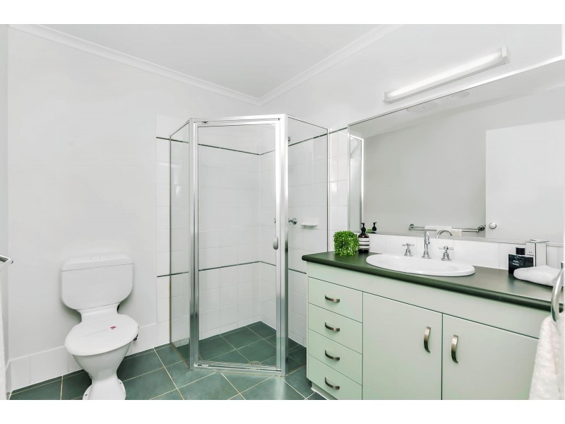 7 Albizia Place, Jerrabomberra NSW 2619