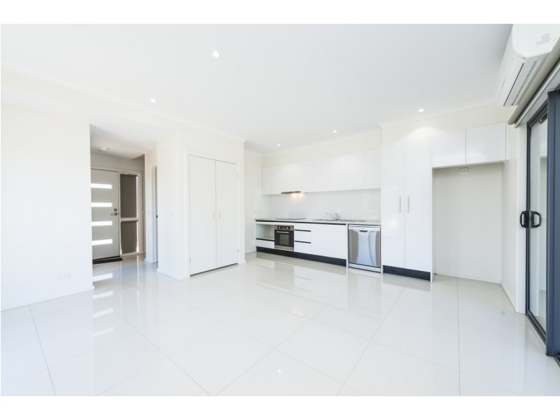 16/81 McWhae Circuit, Wanniassa ACT 2903