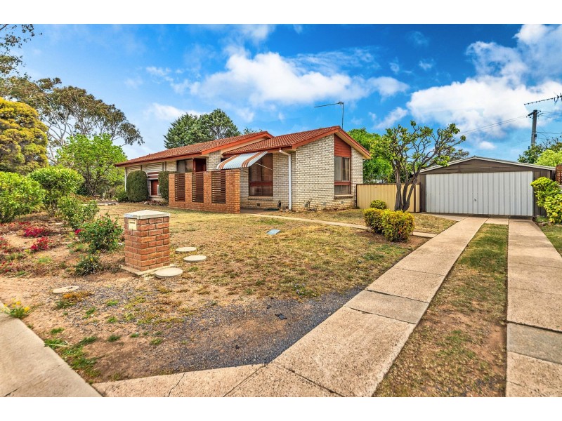 1 Sachse Place, Wanniassa ACT 2903