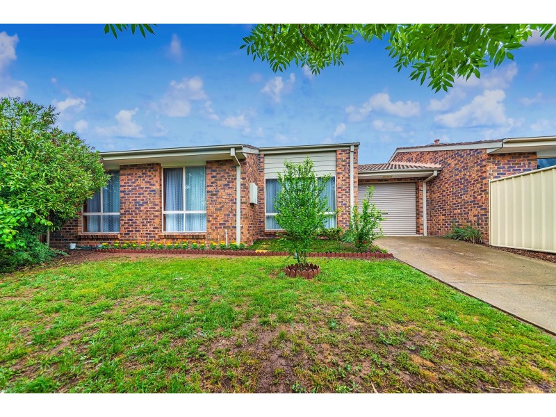 3/12 Blackett Crescent, Greenway ACT 2900