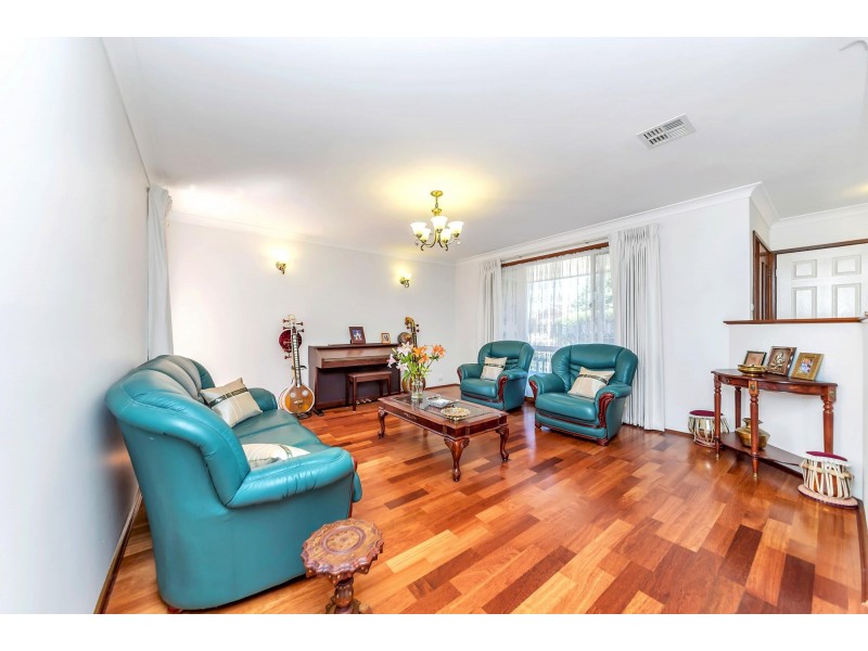 10 Punch Place, Monash ACT 2904