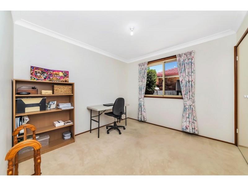 10 Punch Place, Monash ACT 2904