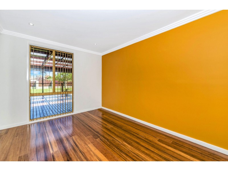 17 Guthridge Crescent, Wanniassa ACT 2903
