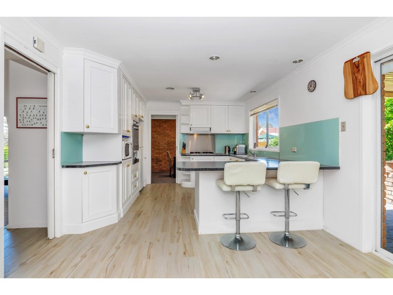 1 Mountain Circuit, Calwell ACT 2905