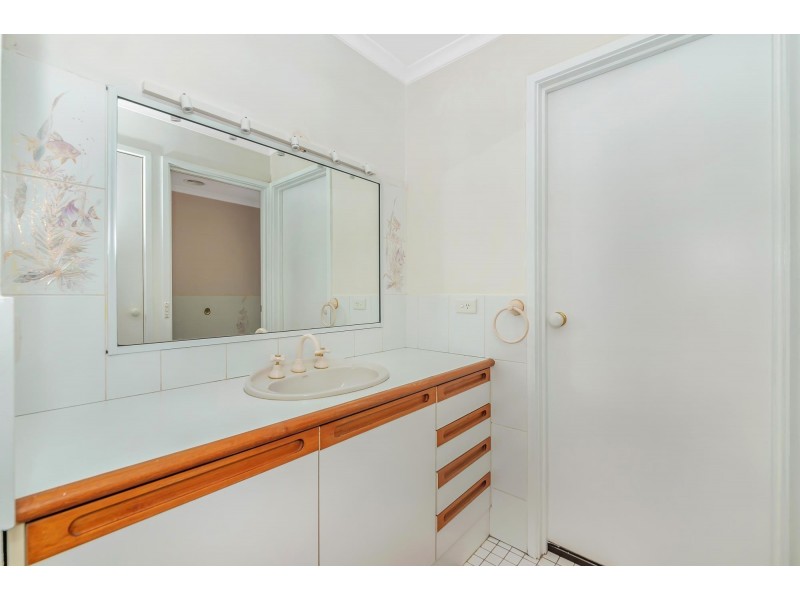 1 Mountain Circuit, Calwell ACT 2905