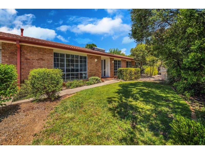 1 Mountain Circuit, Calwell ACT 2905