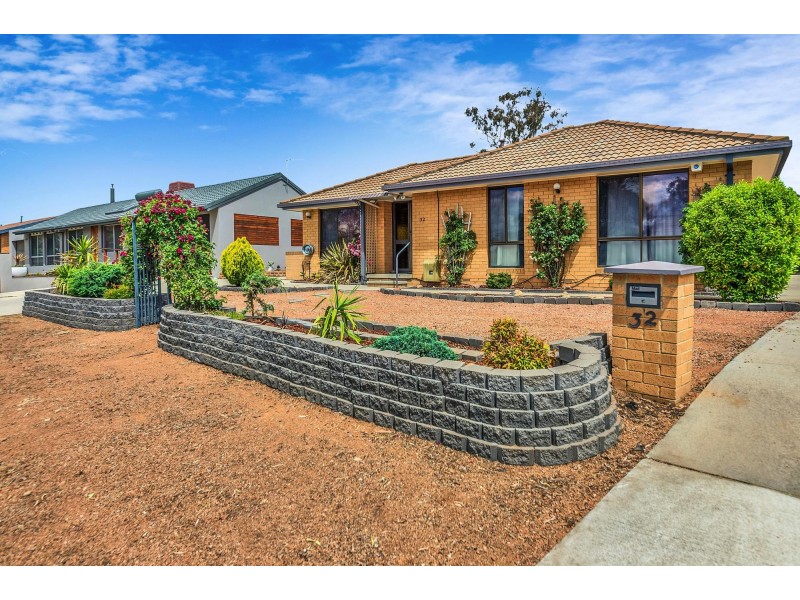 32 Proctor Street, Chisholm ACT 2905