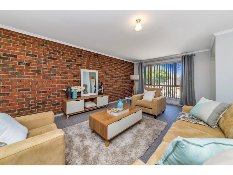 28 Hallstrom Circuit, Monash ACT 2904