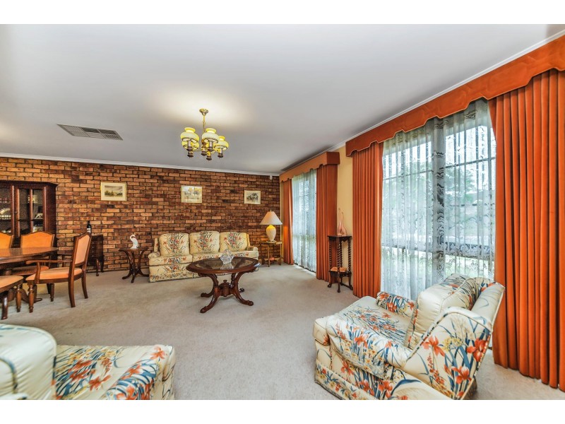 116 Castleton Crescent, Gowrie ACT 2904