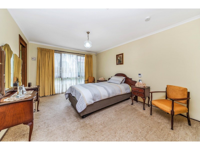 116 Castleton Crescent, Gowrie ACT 2904