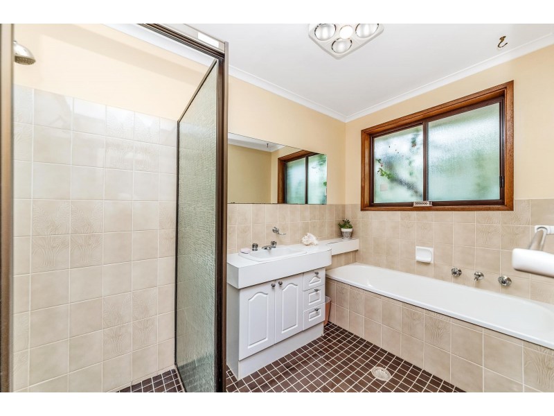 116 Castleton Crescent, Gowrie ACT 2904