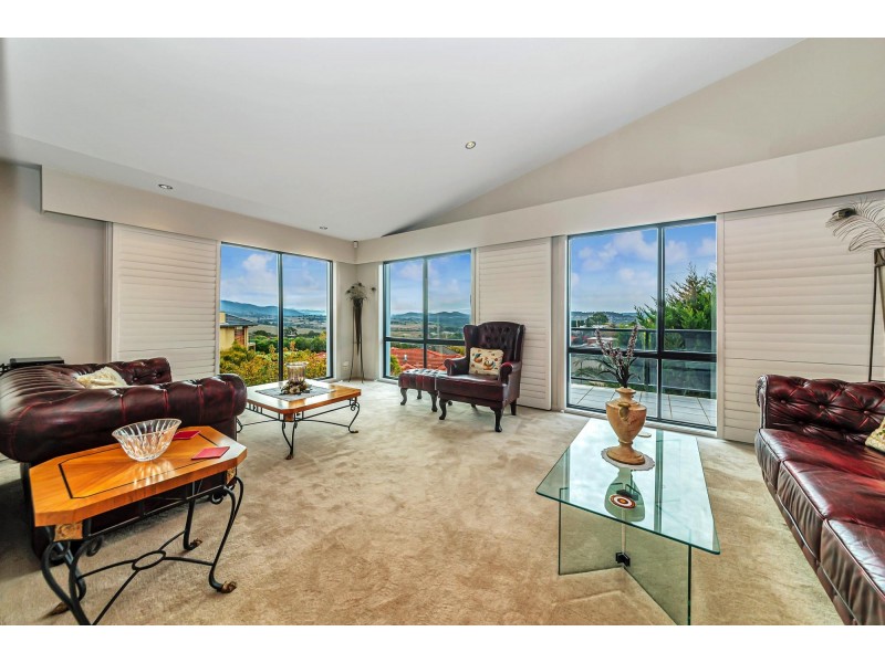 5 Sturrock Place, Gordon ACT 2906