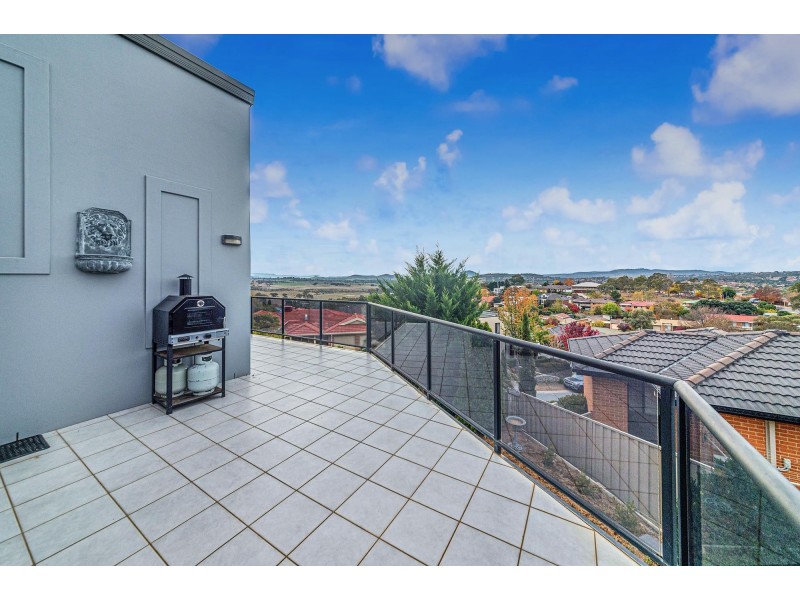 5 Sturrock Place, Gordon ACT 2906