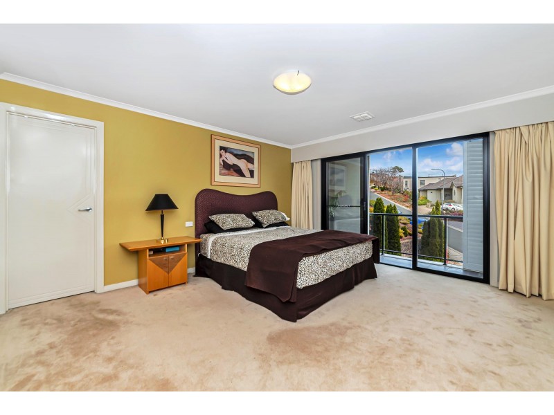 5 Sturrock Place, Gordon ACT 2906
