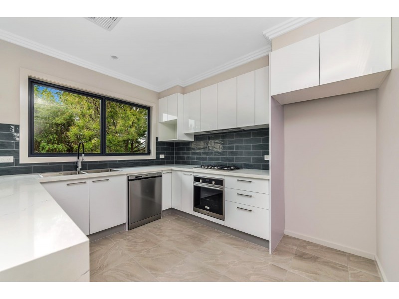 2/18 Dinnison Circuit, Kambah ACT 2902