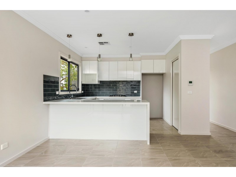2/18 Dinnison Circuit, Kambah ACT 2902