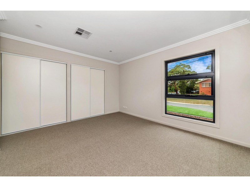 2/18 Dinnison Circuit, Kambah ACT 2902