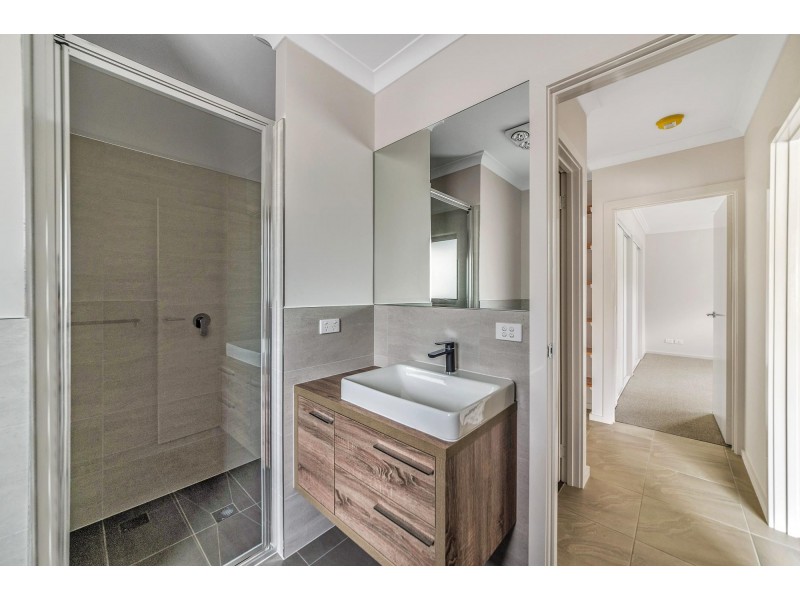 2/18 Dinnison Circuit, Kambah ACT 2902